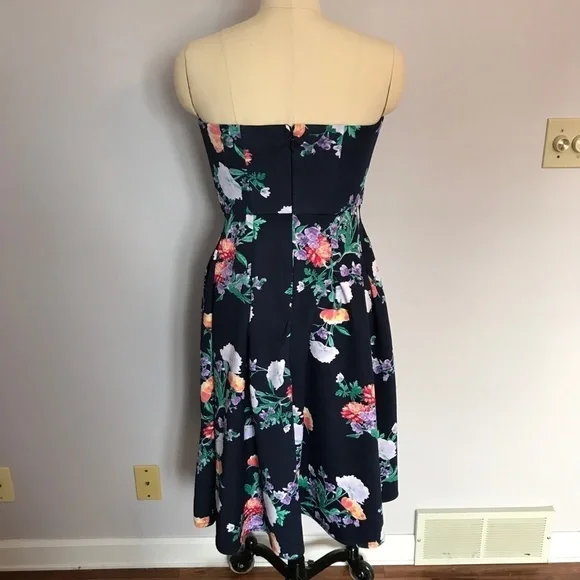 New York and Company Navy Floral Strapless Dress - Picture 6 of 7